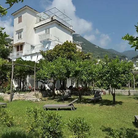 Casa Amorino 4* 米诺利