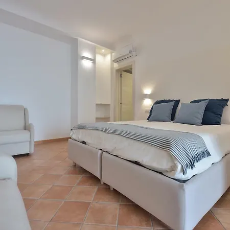Casa Amorino 4* 米诺利